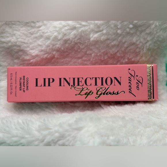 Too Faced Other - Too Faced Lip Injection Power Plumping Lip Gloss Vitamin A + E, Wifey for lifey
